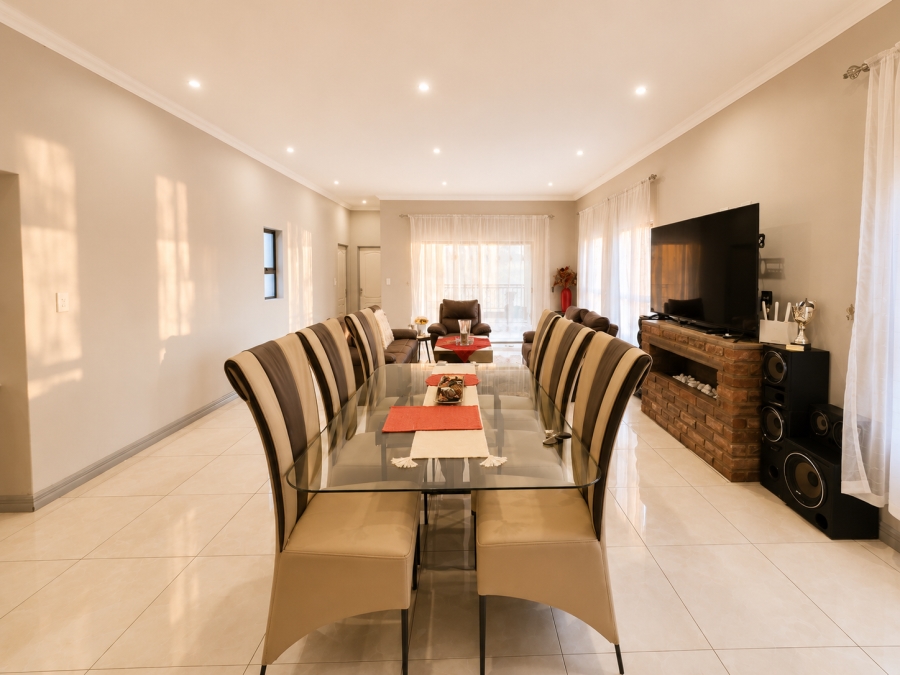 To Let 4 Bedroom Property for Rent in Estate D Afrique North West